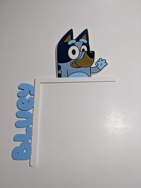 Bluey corner hanger